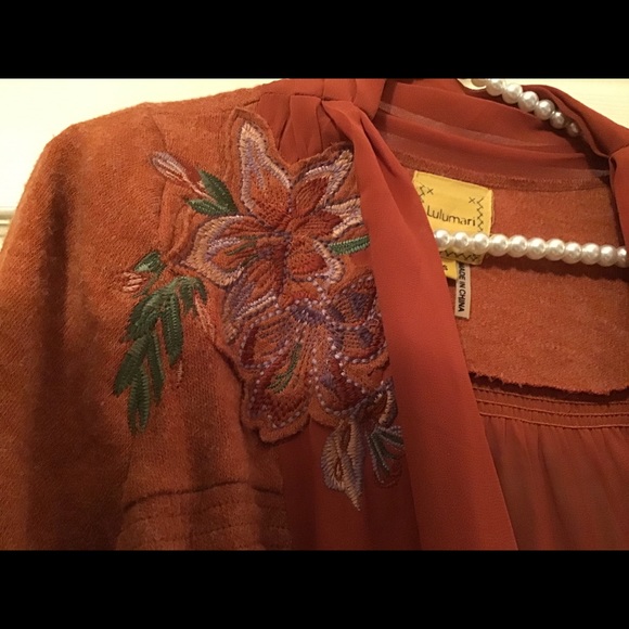 🔴HOST PICK🎉🎉🔴LULUMARI WOOL CARDIGAN🔴🔴 - Picture 2 of 8